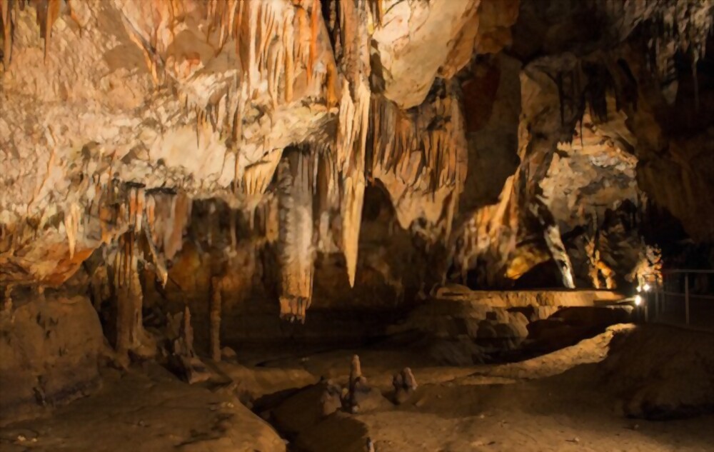 Exploration of caves-exploración de cuevas-L’exploration de grottes